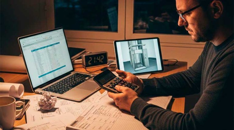 ¿Cuánto cuesta poner un ascensor en España?