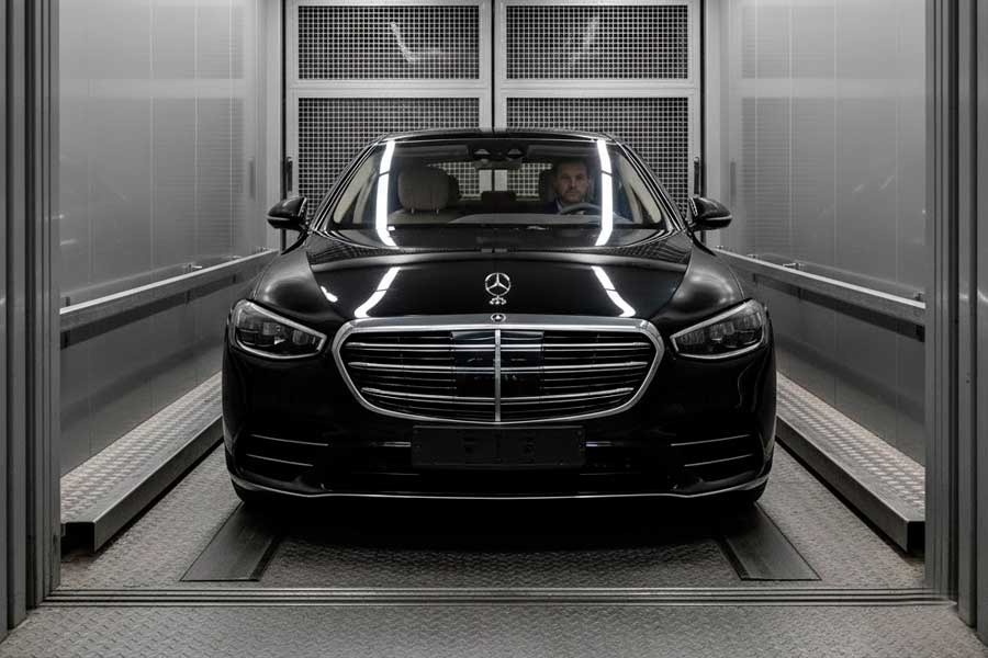 Instalación, mantenimiento y reparación de elevadores montacoches en Granada